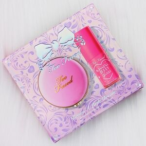 🔴 TOO FACED Dream A Little Dream Limited Edition Blush & Lip Gloss Set